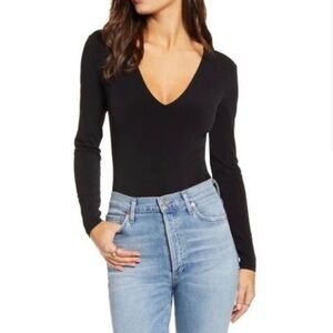 Leith Black Long Sleeve V-Neck Bodysuit